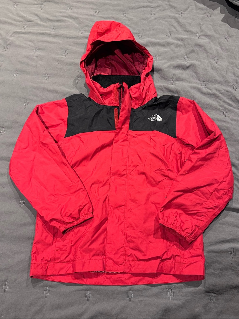 The North Face Kids Two-Tone Red and Black Hooded Rain Jacket - Size XS (6)